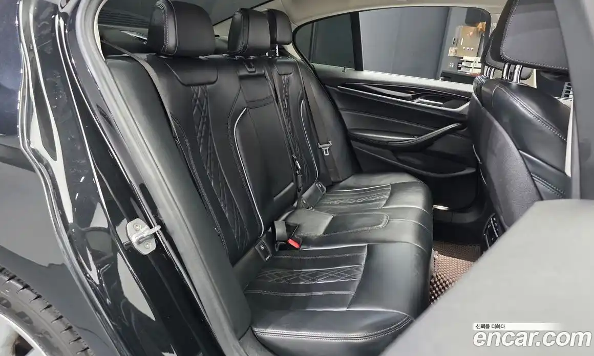 BMW 5 серия 2019 2.0 автомат (гидро), фото 18