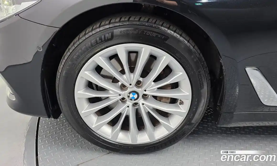 BMW 5 серия 2019 2.0 автомат (гидро), фото 5