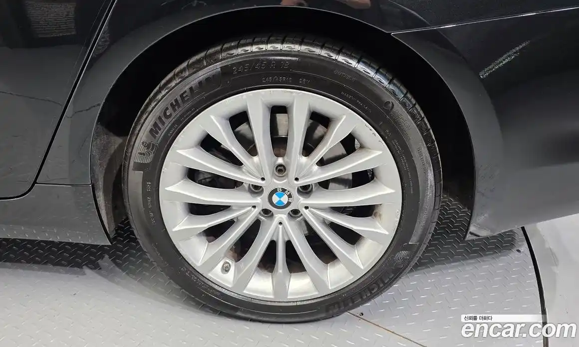 BMW 5 серия 2019 2.0 автомат (гидро), фото 7
