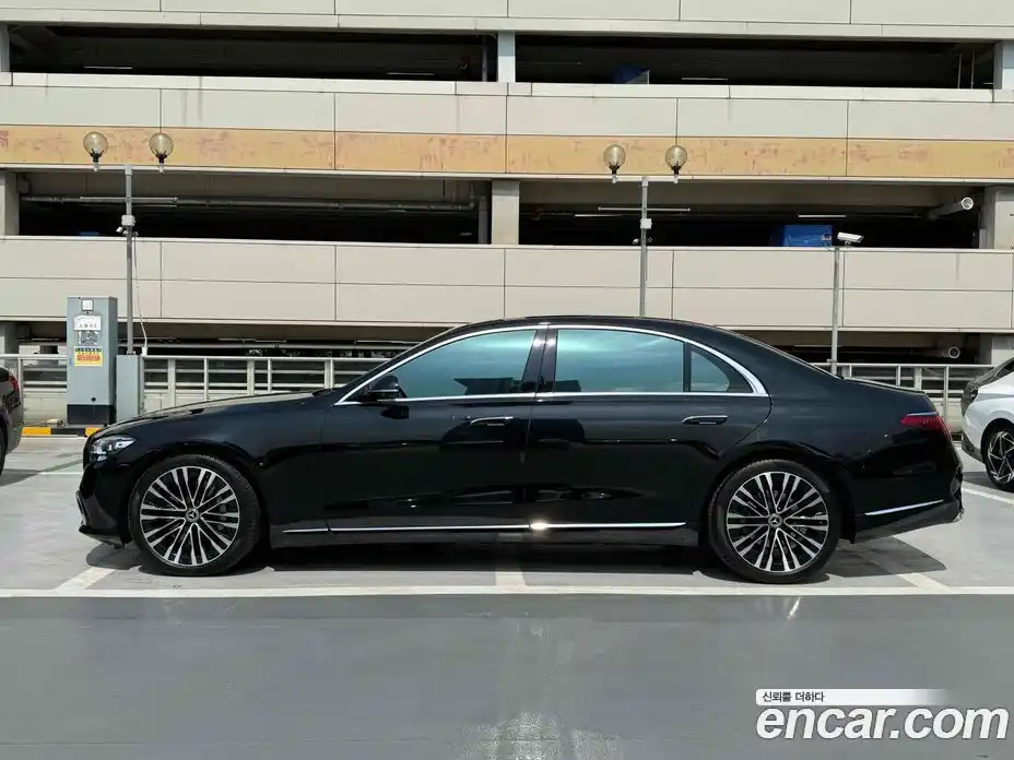 Mercedes-Benz S-Class 2022 3.0 автомат (гидро), фото 5