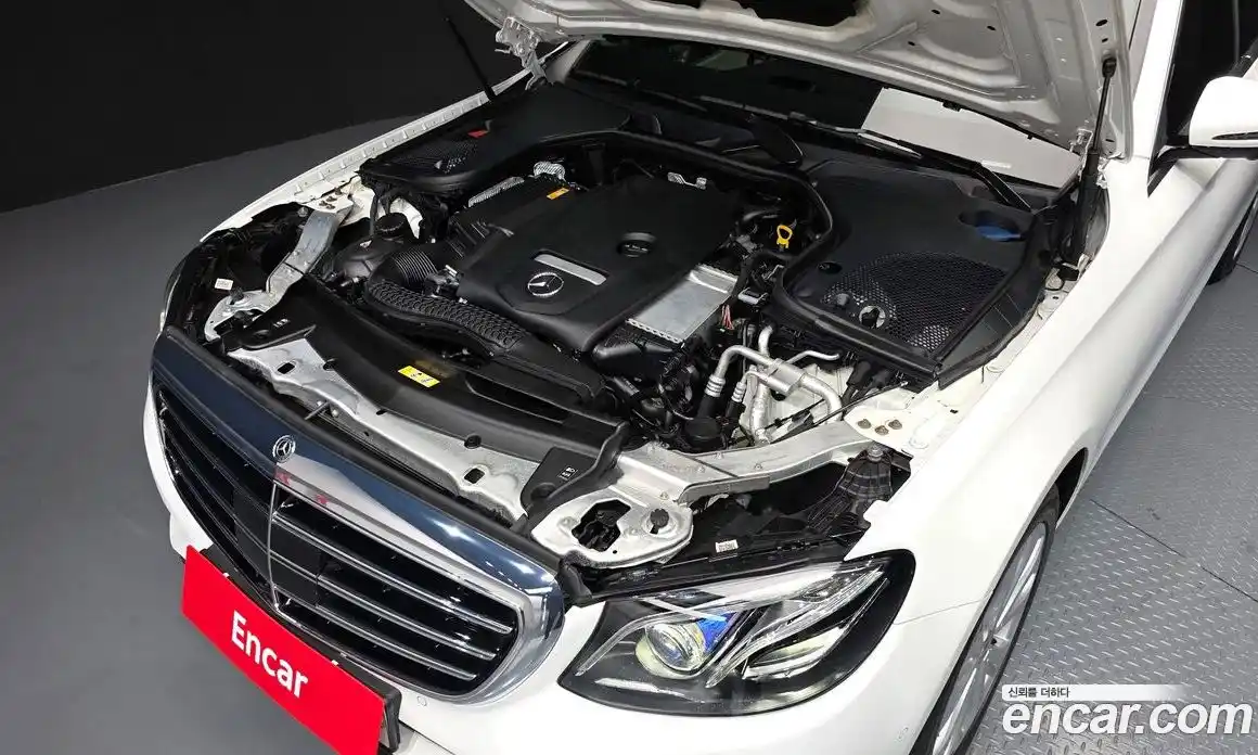 Mercedes-Benz E-Class 2019 2.0 автомат (гидро), фото 6