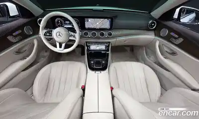 Mercedes-Benz E-Class 2019 2.0 автомат (гидро), миниатюра 7