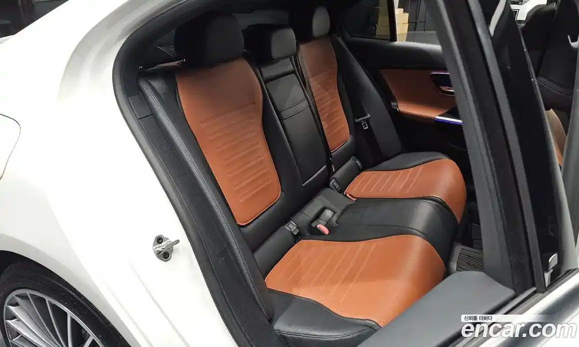 Mercedes-Benz C-Class 2022 2.0 гидро, фото 11