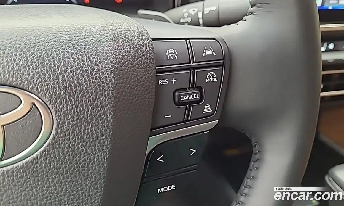 Toyota Camry 2025 2.5 гидро, фото 18