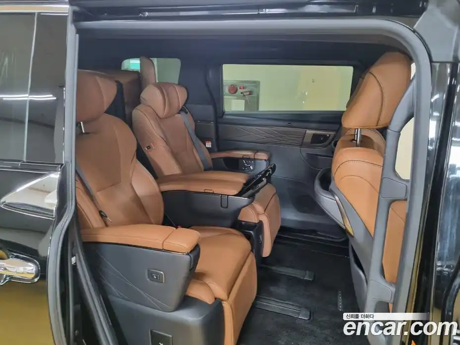 Toyota Alphard 2024 2.5 гидро, фото 12