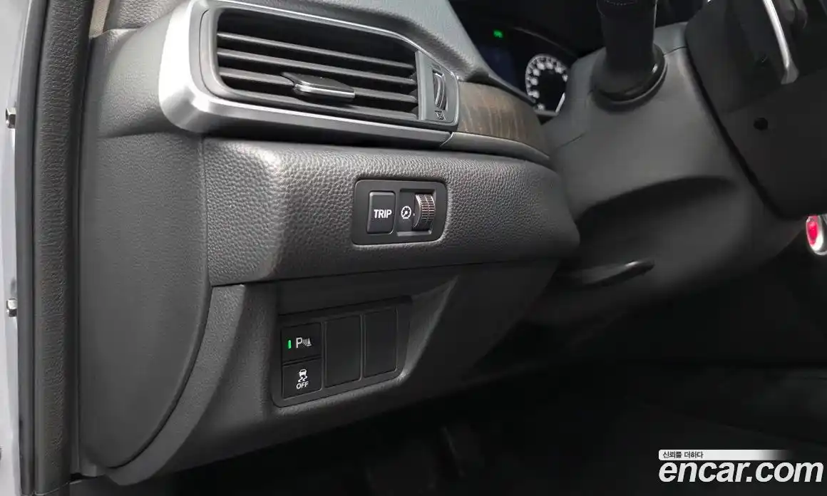Honda Accord 2018 1.5 автомат (гидро), фото 28