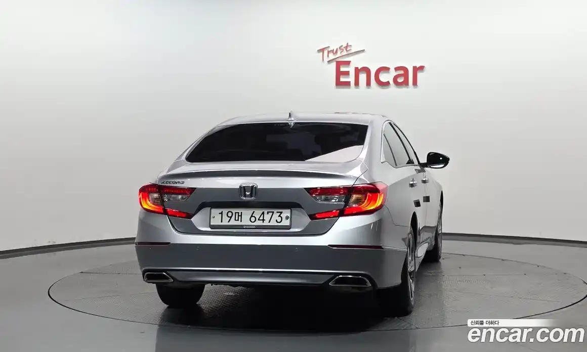 Honda Accord 2018 1.5 автомат (гидро), фото 3