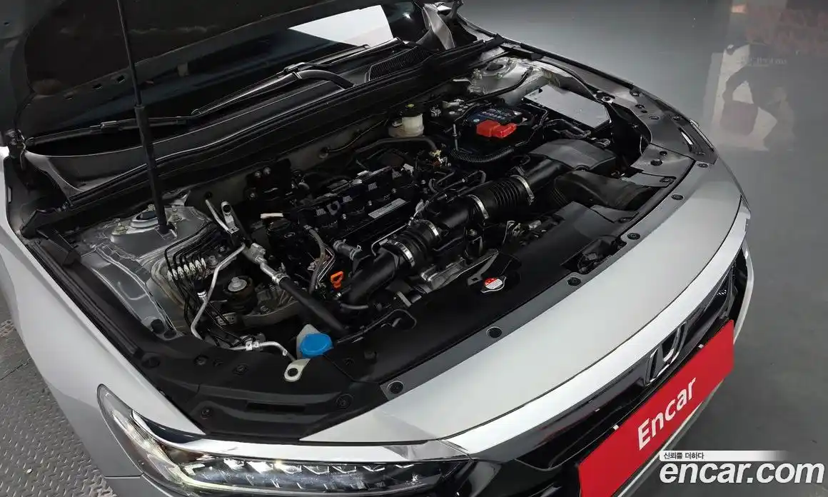 Honda Accord 2018 1.5 автомат (гидро), фото 5