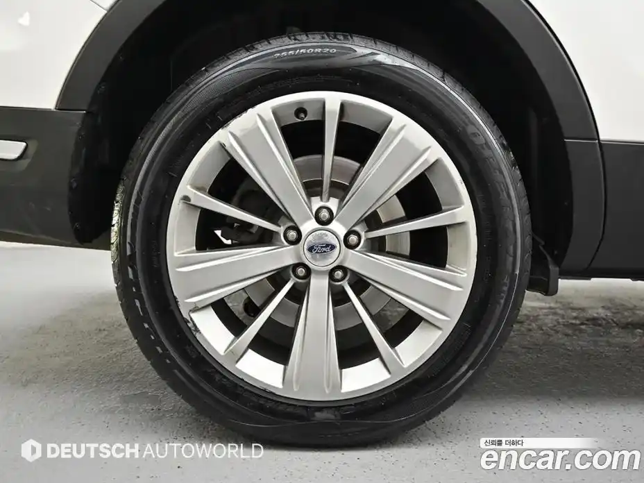 Ford Explorer 2018 2.3 автомат (гидро), фото 5