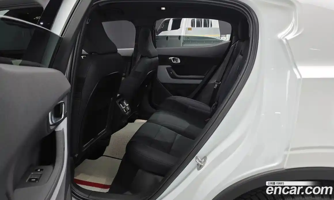 Polestar Polestar 2 2023 0.2 гидро, фото 18