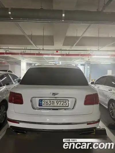 Bentley Bentayga 2018 6.0 гидро, миниатюра 4