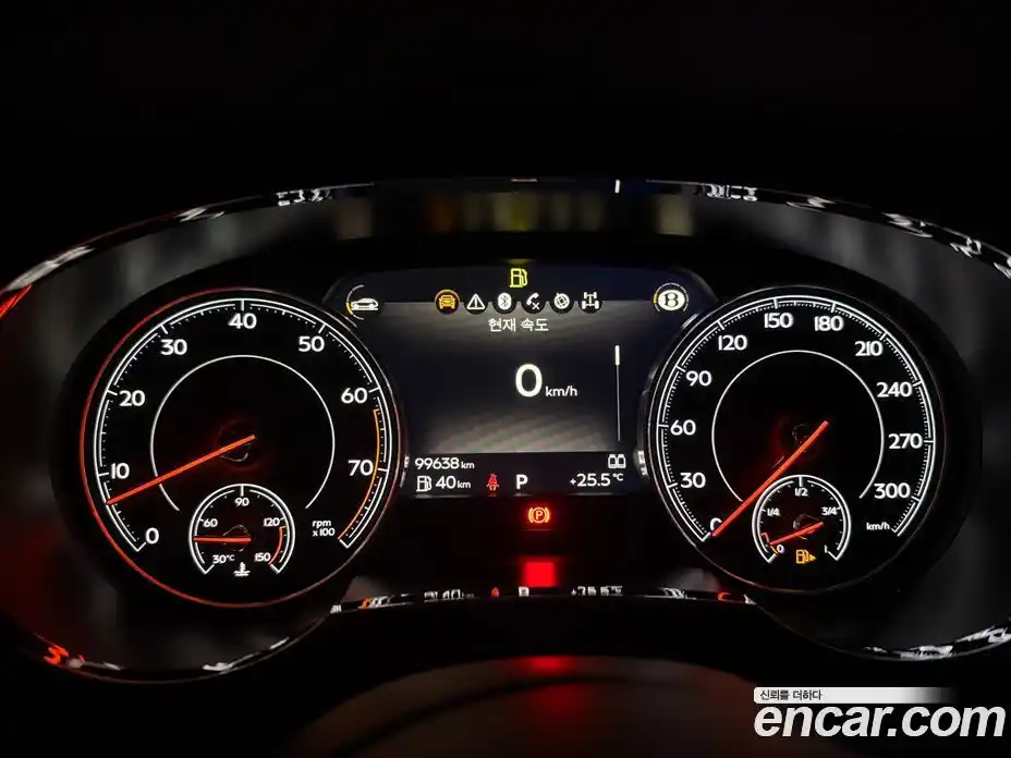 Bentley Bentayga 2018 6.0 гидро, фото 8