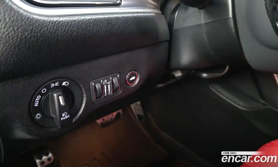 Dodge Challenger 2019 5.7 гидро, фото 13