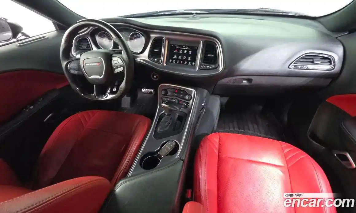 Dodge Challenger 2019 5.7 гидро, фото 7
