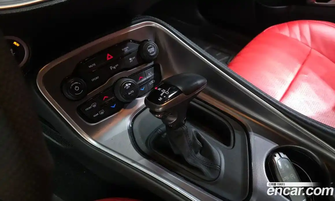Dodge Challenger 2019 5.7 гидро, фото 9