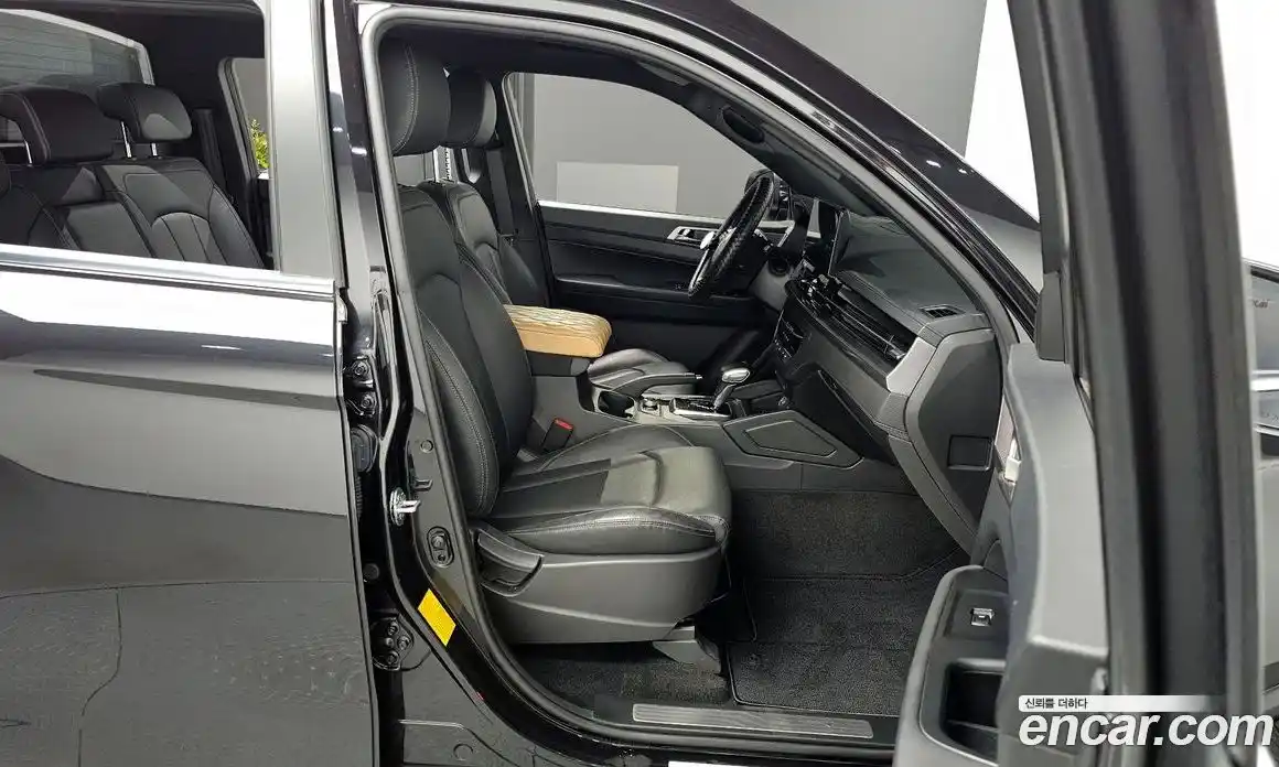 SsangYong Rexton 2023 2.2 автомат (гидро), фото 11