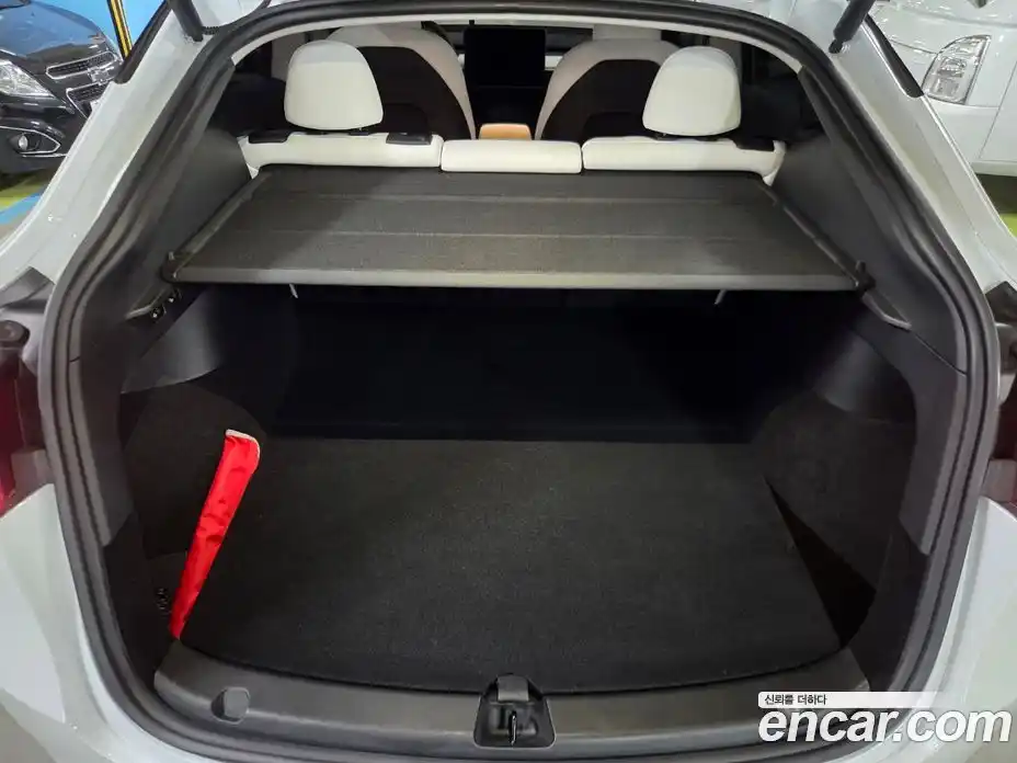 Tesla Model Y 2024 0.1 гидро, фото 14