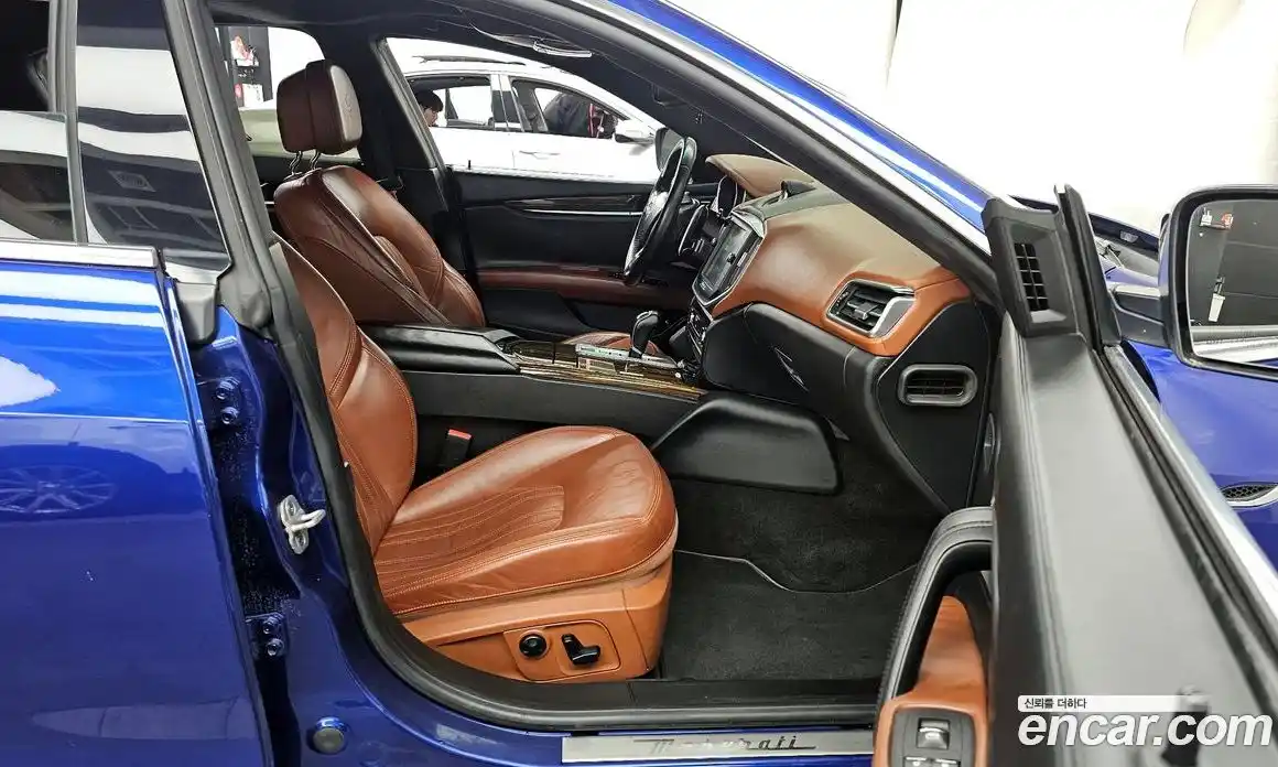 Maserati Ghibli 2014 3.0 гидро, фото 11