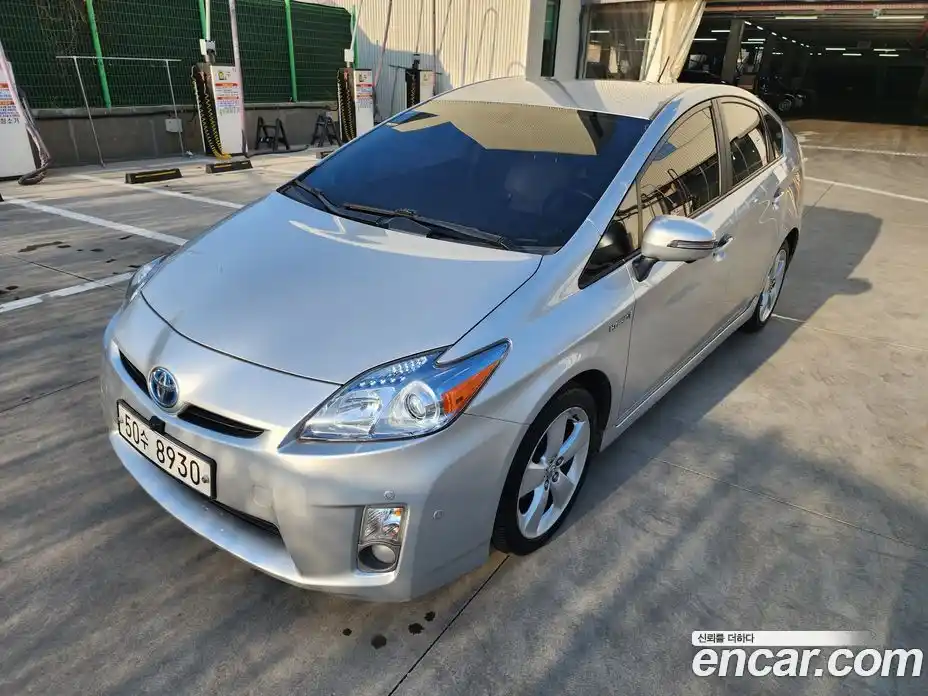 Toyota Prius 2010 1.8 вариатор, фото 20