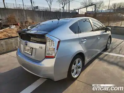 Toyota Prius 2010 1.8 вариатор, миниатюра 2