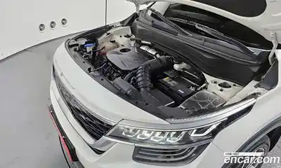Kia Seltos 2021 1.6 автомат (гидро), миниатюра 6