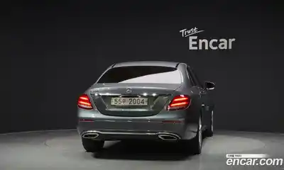 Mercedes-Benz E-Class 2017 2.0 автомат (гидро), миниатюра 4