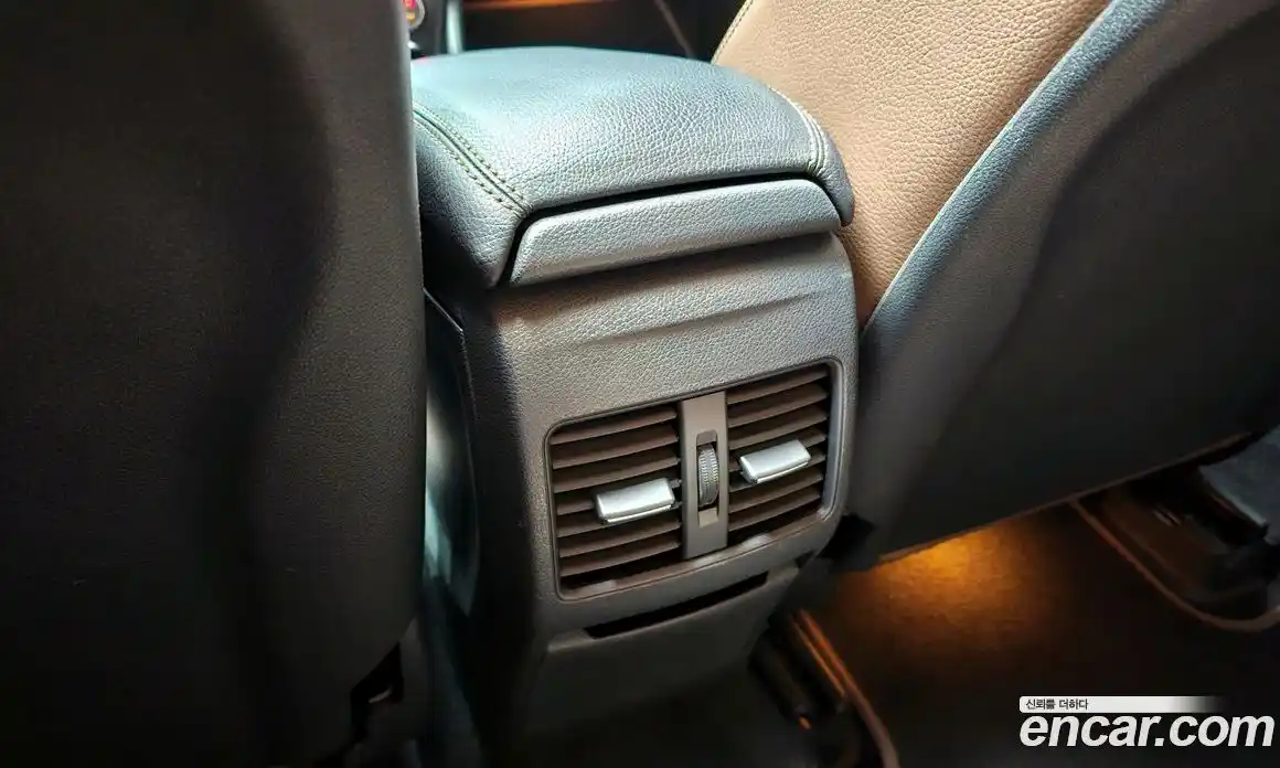 Mercedes-Benz GLA-Class 2017 2.0 гидро, фото 19