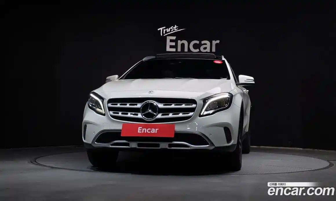 Mercedes-Benz GLA-Class 2017 2.0 гидро, фото 3