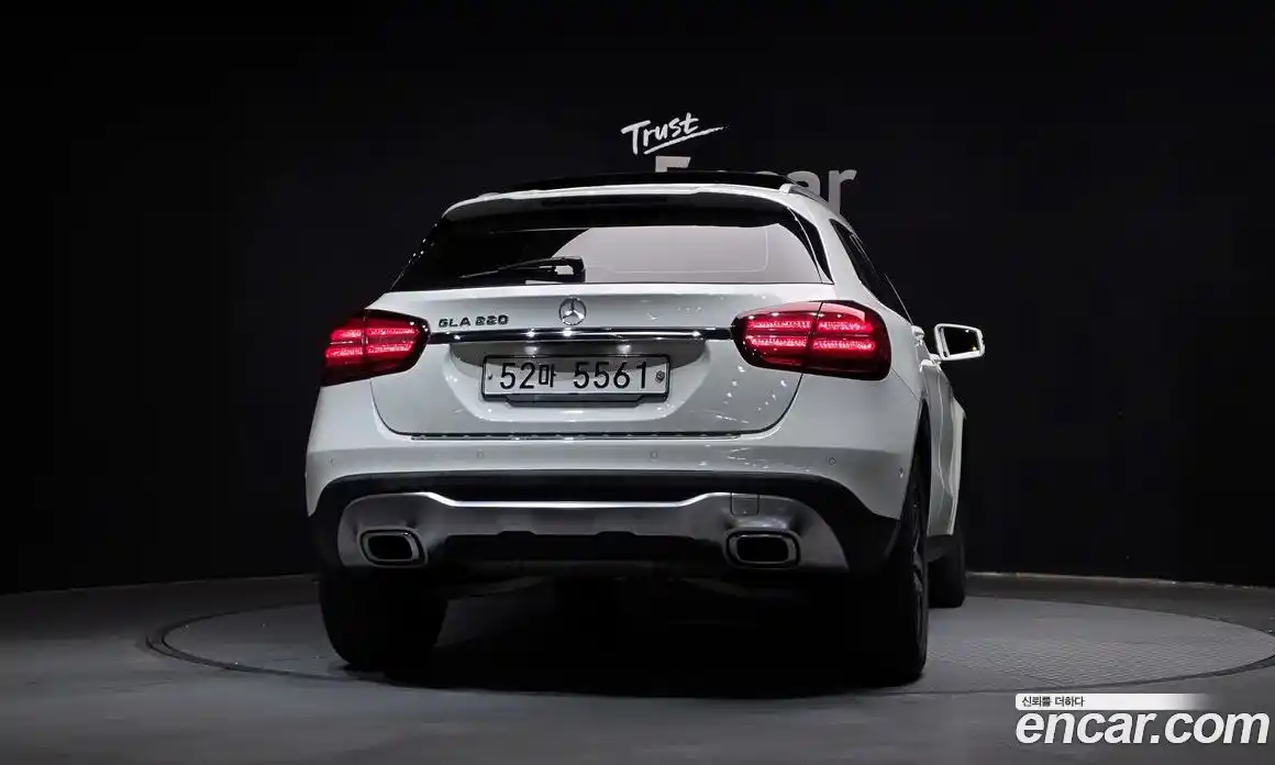 Mercedes-Benz GLA-Class 2017 2.0 гидро, фото 4