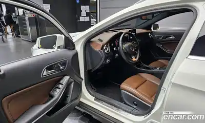 Mercedes-Benz GLA-Class 2017 2.0 гидро, миниатюра 10