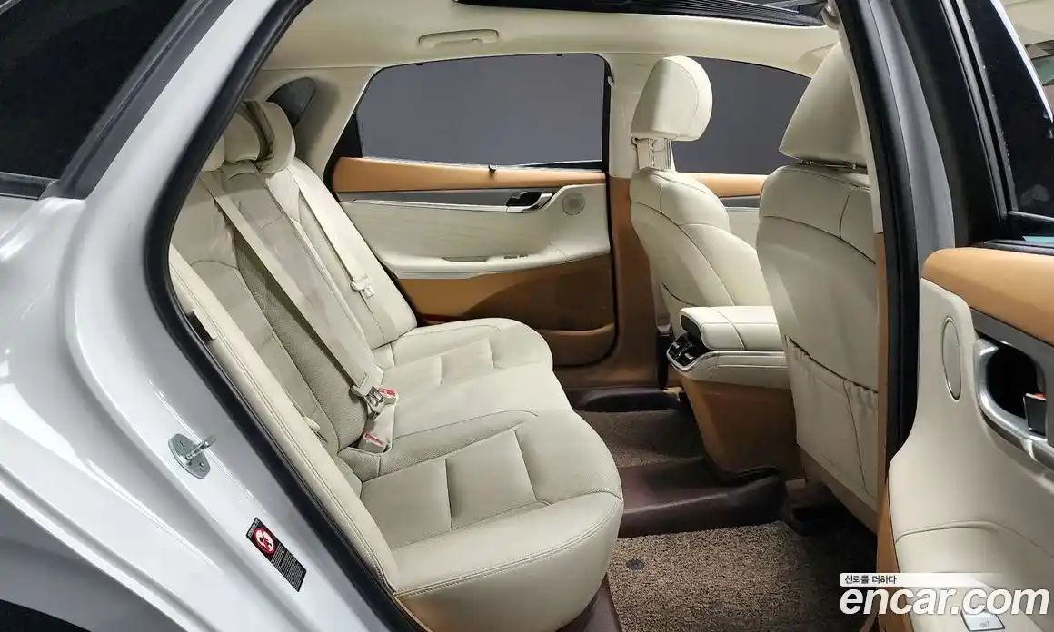 Hyundai Grandeur 2020 2.5 автомат (гидро), фото 17