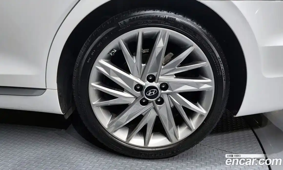 Hyundai Grandeur 2020 2.5 автомат (гидро), фото 7