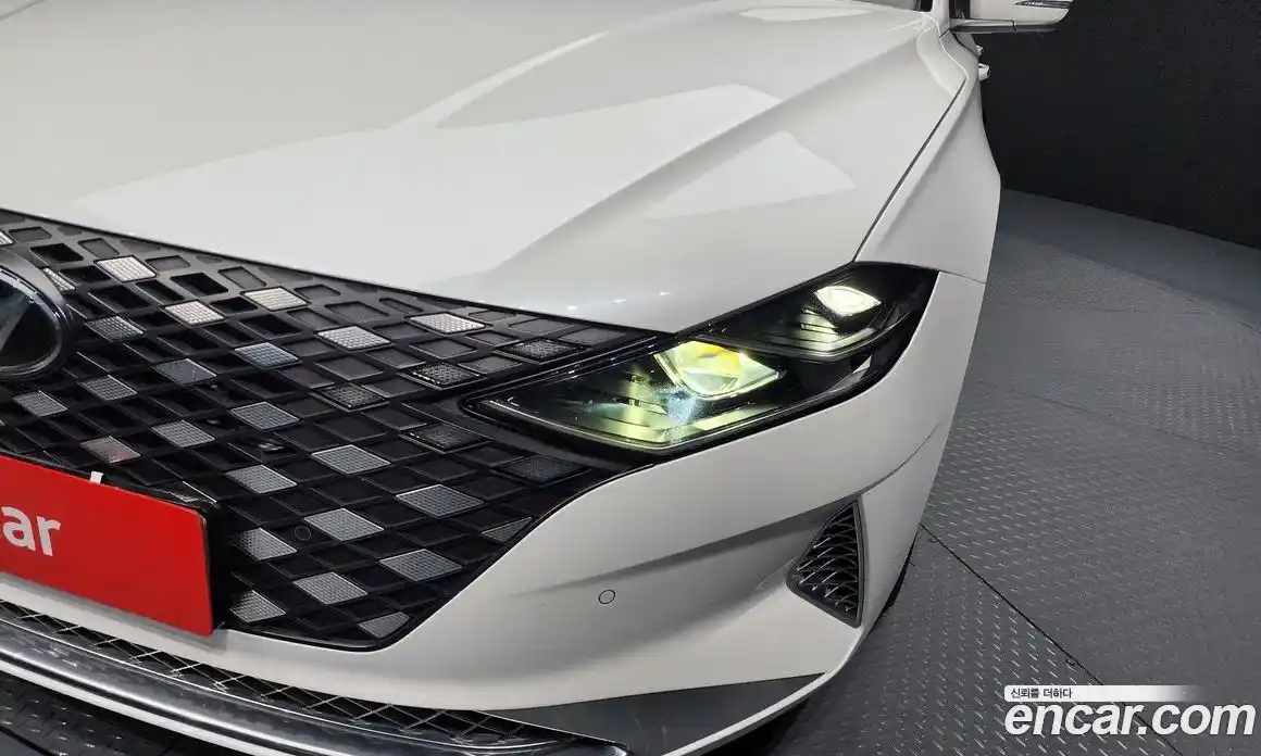 Hyundai Grandeur 2020 2.5 автомат (гидро), фото 8