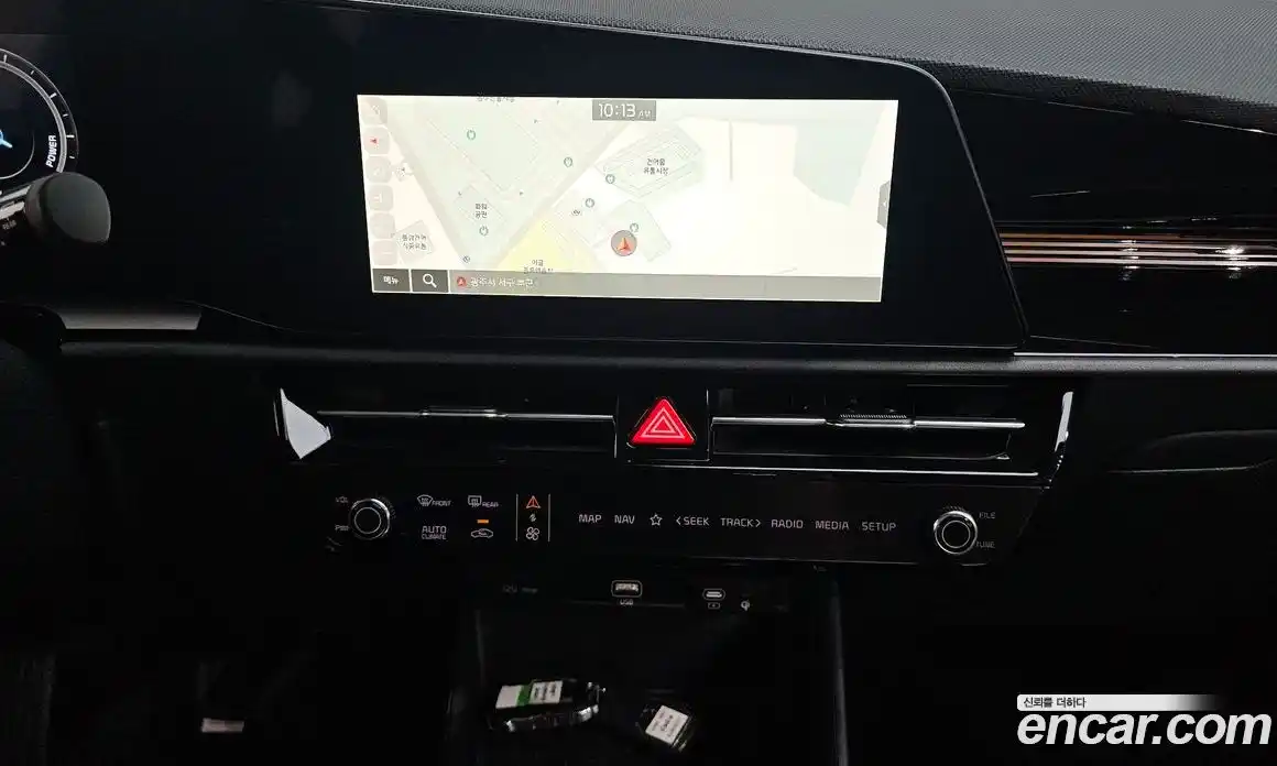 Kia Niro 2023 0.2 автомат (гидро), фото 18