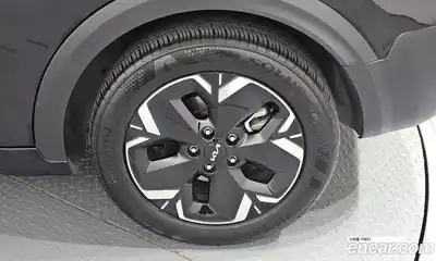 Kia Niro 2023 0.2 автомат (гидро), миниатюра 7
