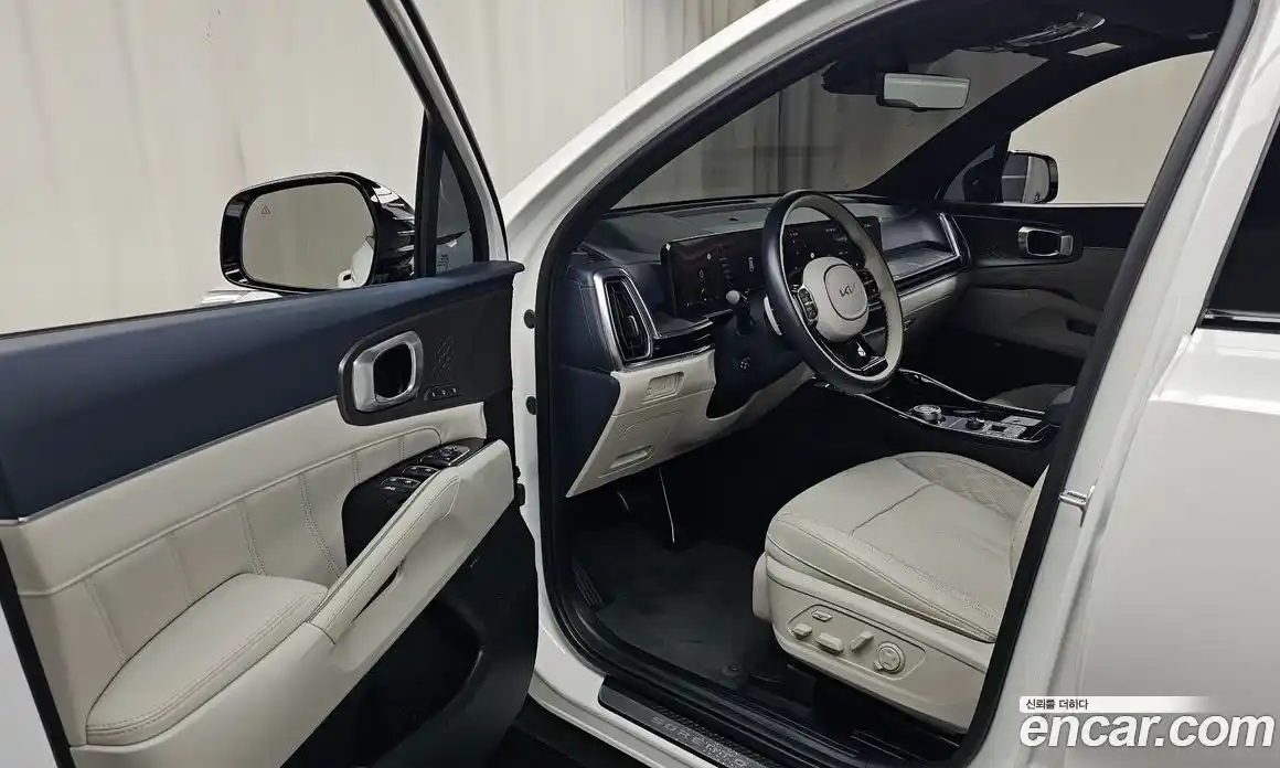 Kia Sorento 2024 1.6 автомат (гидро), фото 13