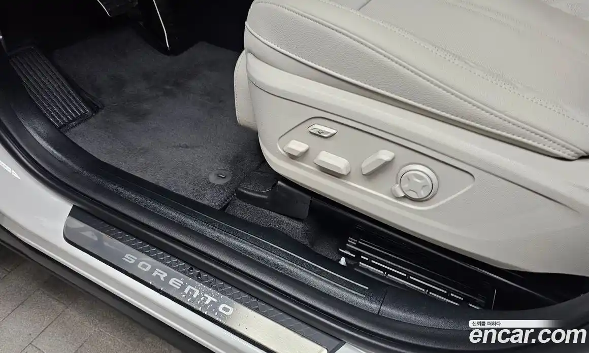 Kia Sorento 2024 1.6 автомат (гидро), фото 31