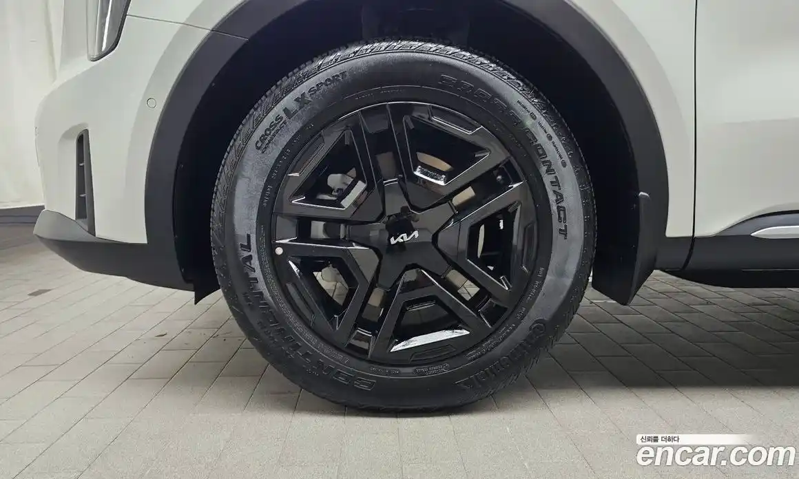 Kia Sorento 2024 1.6 автомат (гидро), фото 5