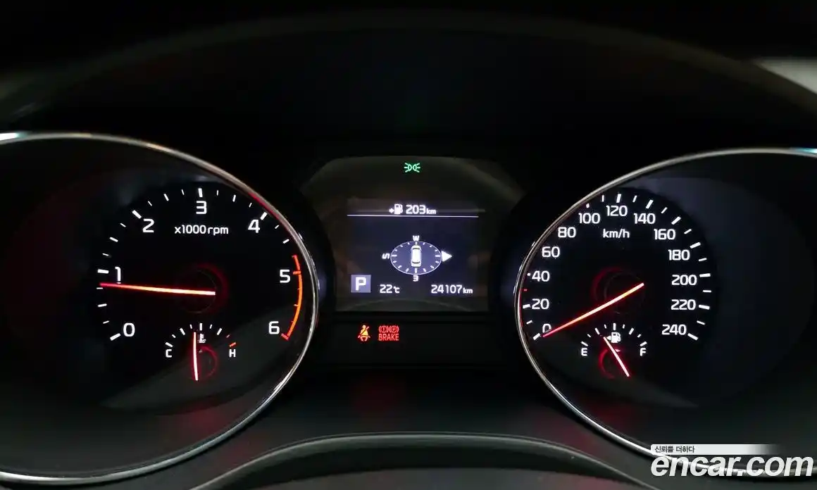 Kia Carnival 2020 2.2 автомат (гидро), фото 11