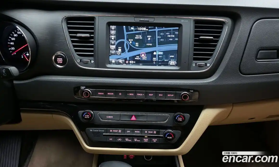 Kia Carnival 2020 2.2 автомат (гидро), фото 20
