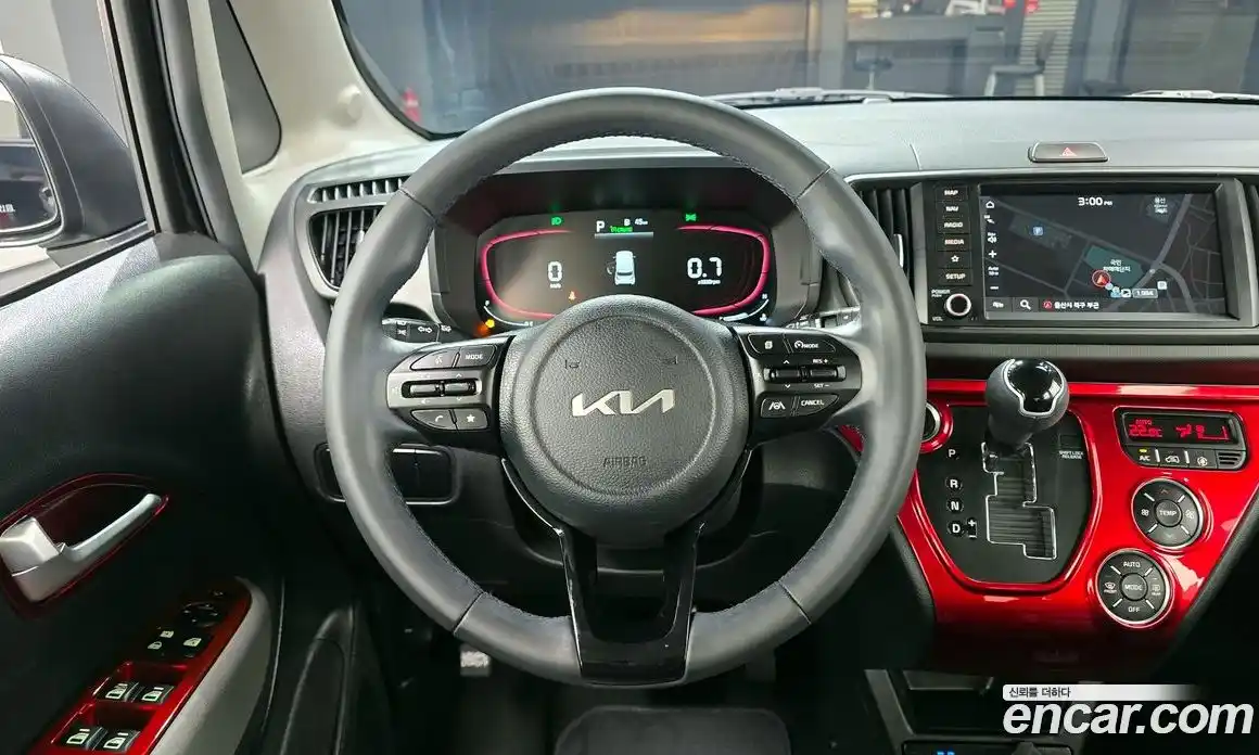 Kia Ray 2023 1.0 автомат (гидро), фото 13