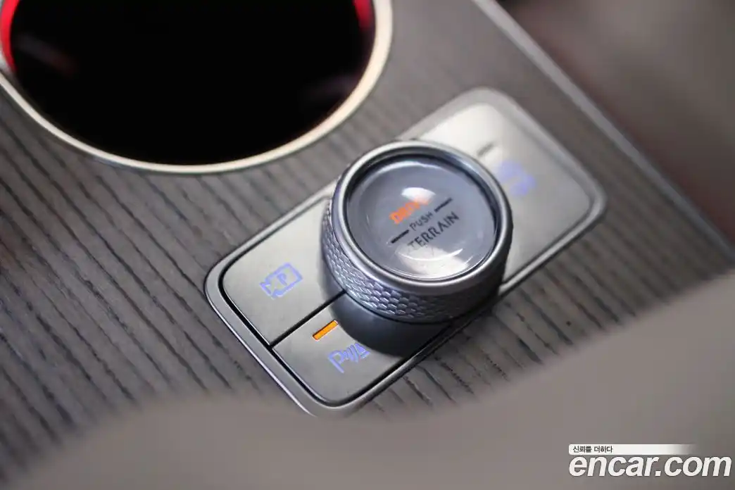 Genesis GV80 2024 3.5 автомат (гидро), фото 14