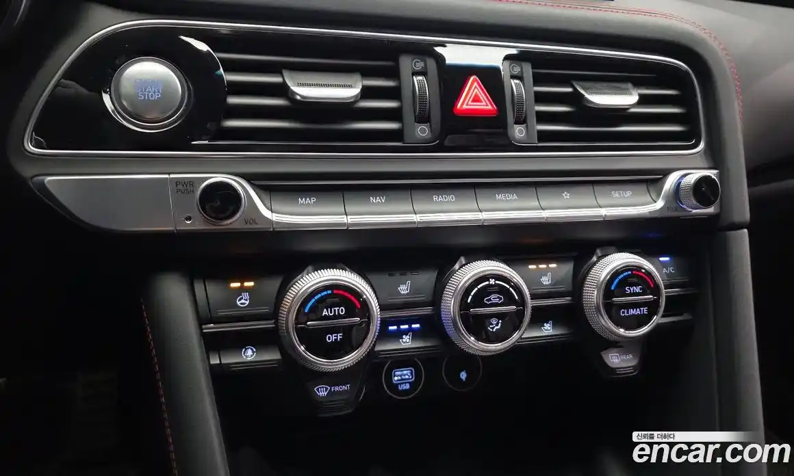 Genesis G70 2021 3.3 автомат (гидро), фото 23