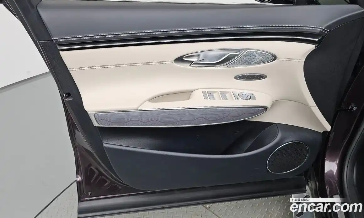 Genesis GV70 2021 2.5 автомат (гидро), фото 13