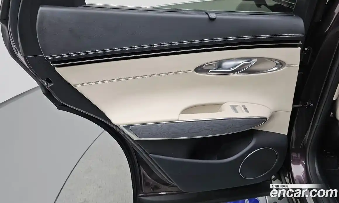 Genesis GV70 2021 2.5 автомат (гидро), фото 14
