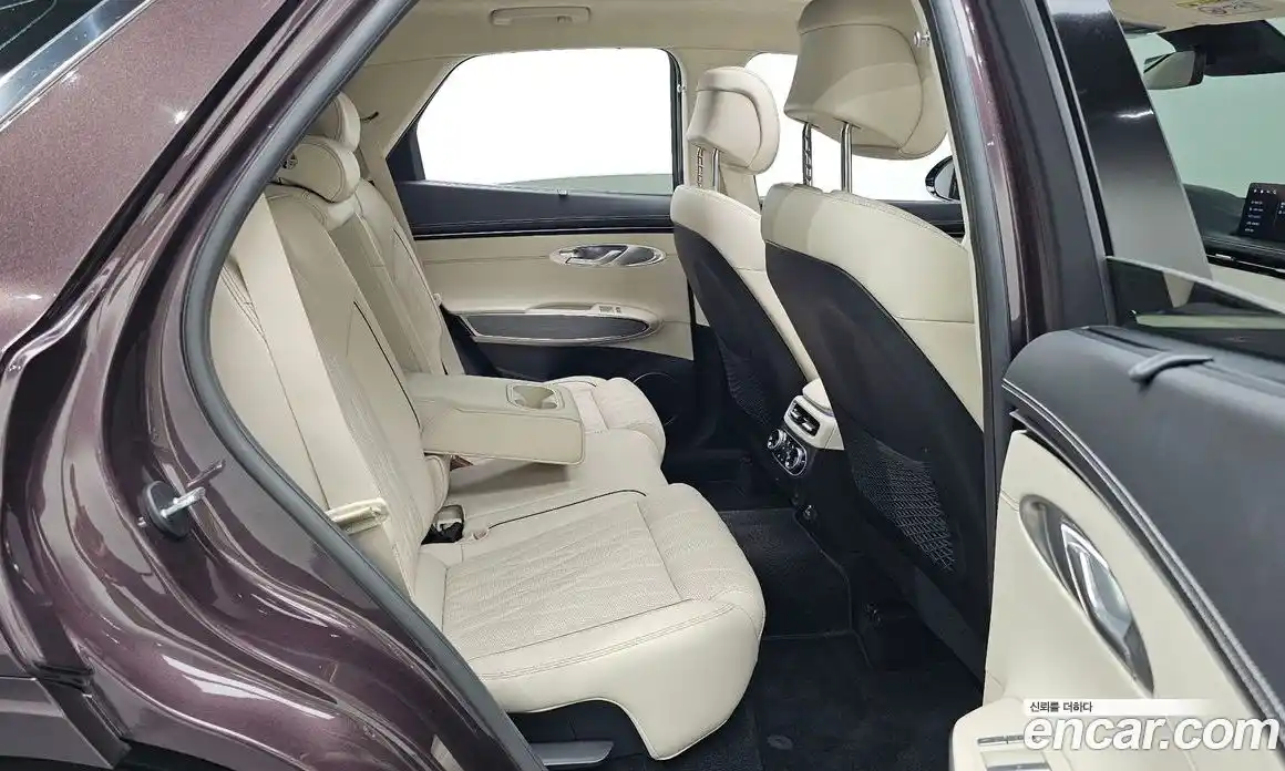 Genesis GV70 2021 2.5 автомат (гидро), фото 17