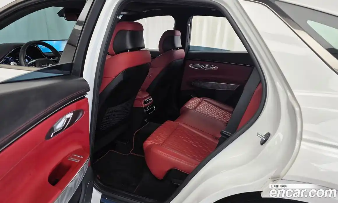 Genesis GV70 2022 2.5 автомат (гидро), фото 16