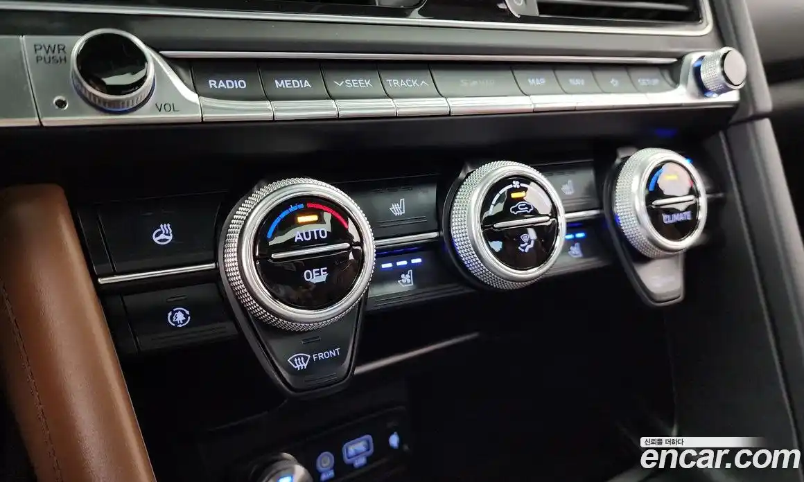 Genesis G70 2019 2.0 автомат (гидро), фото 33