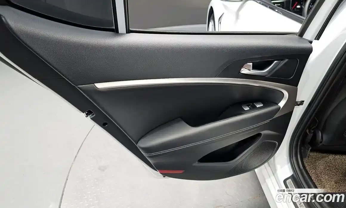 Genesis G70 2020 2.0 автомат (гидро), фото 15
