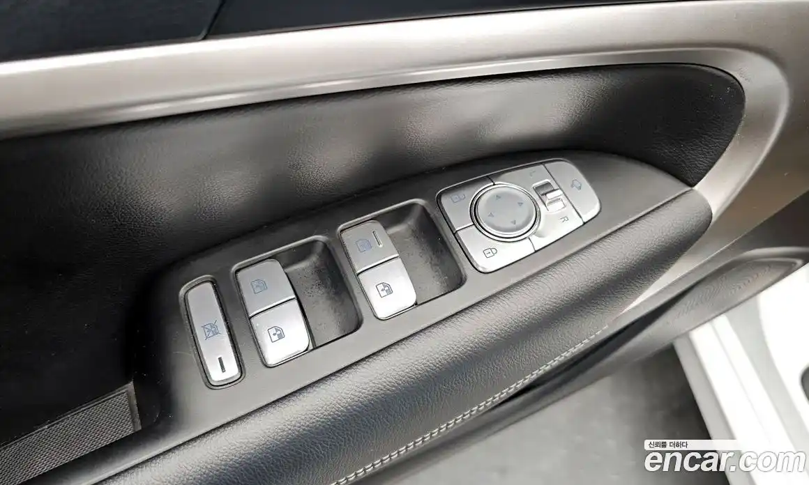 Genesis G70 2020 2.0 автомат (гидро), фото 30